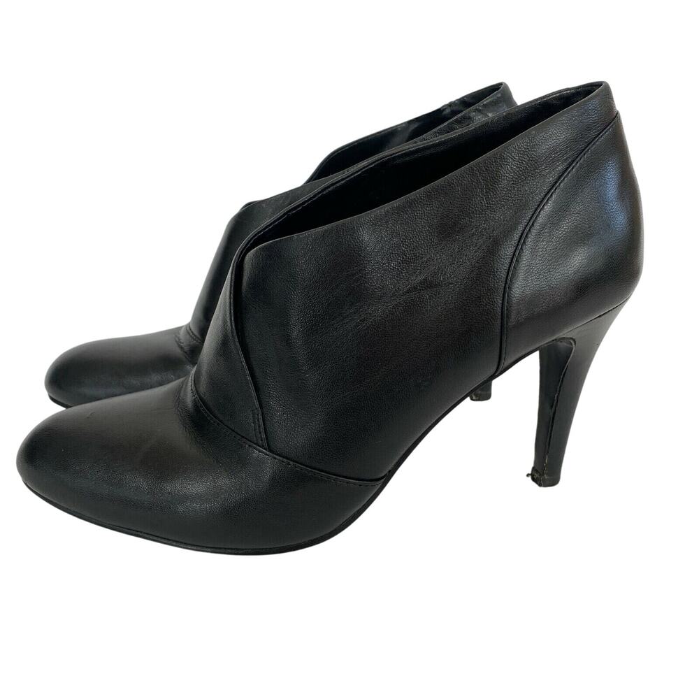 Nine West Heeled Booties Womens 7 Black Leather Ankle Boots Slip On Low Top